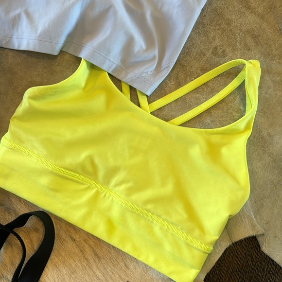 LULU LEMON SPORT BRAS - Picture 3 of 3